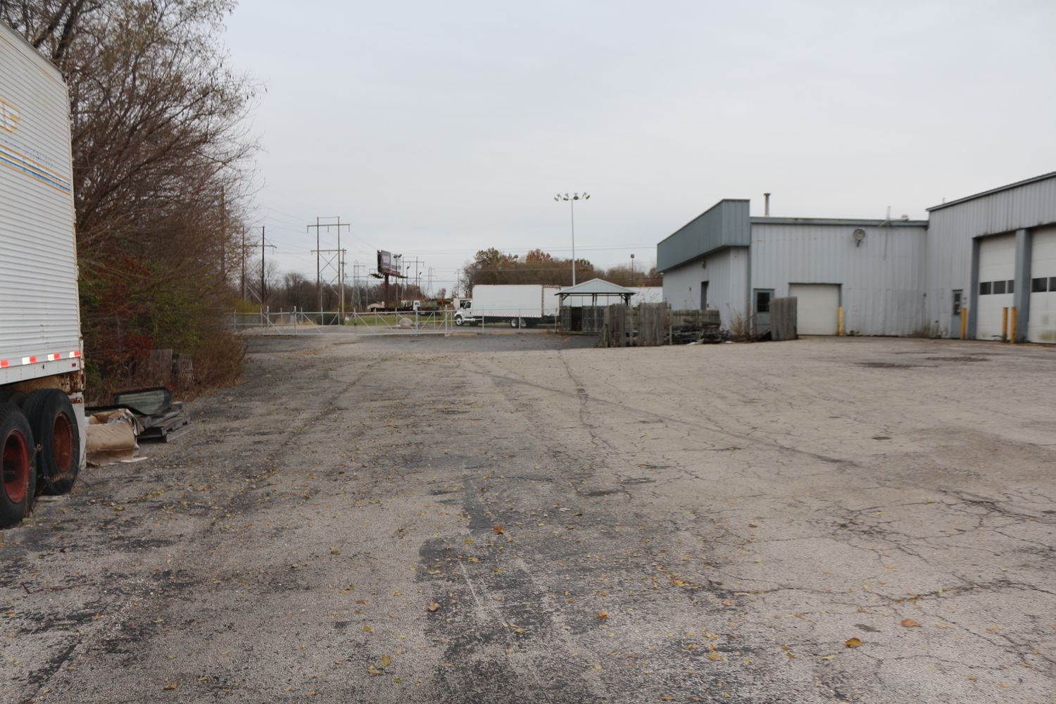 401 S Dirksen Pkwy, Springfield, IL 62703